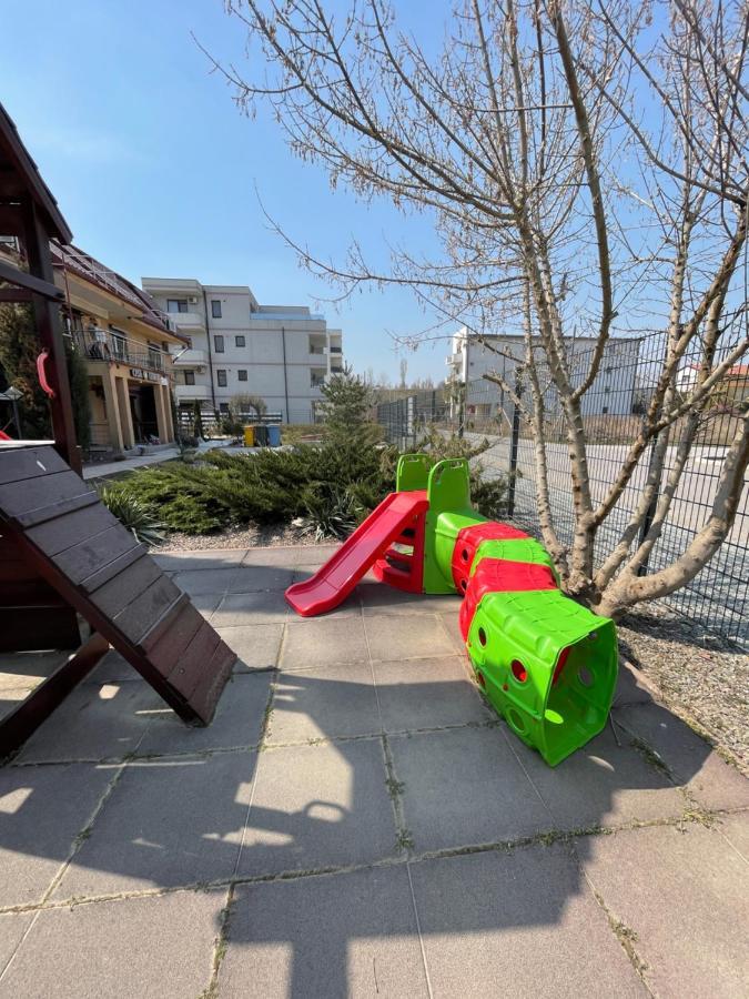 Hotel Ametist Casa Leului Năvodari Exterior foto